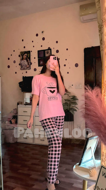 00000 BABYPINK COFFEE PRINTED HALF SLEEVES WITH CHECK PRINTED TROUSER