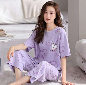 00001 LILIC KITTY PRINT T SHIRT HERE IT IS PRINTED HALF SLEEVES WITH KITTY PRINTED TROUSER