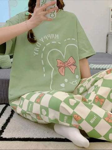 0000 Green Happy Day Bow Printed Half Sleeves T-shirt With Bow Heart Printed Pajama Suit
