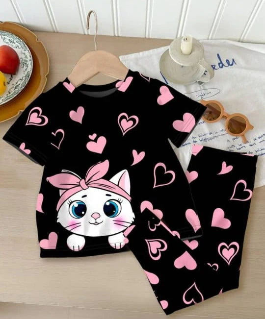 0001 Black Cute Cat With Pink Hearts Printed half Sleeves T-shirt with Heart Printed Pajama Kids Suits (1 Pcs)