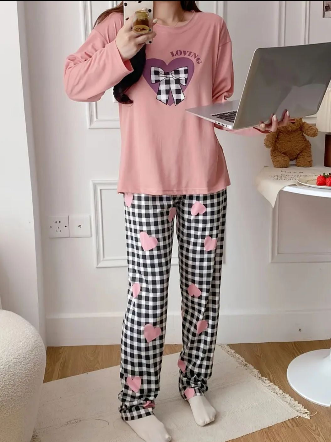 00000 Pink Full Sleeves Heart 💜T-Shirt Full Sleeves With Black & White check Trouser