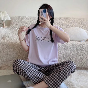 029 Light purple T Shirt with Bear Printed Check Trouser