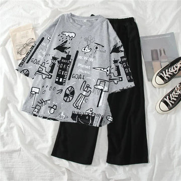 004 Grey Funky Print T-Shirt With Plain Black Trouser