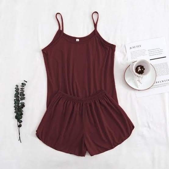 MAROON T SHIRT SLEEVES LESS WITH SHORT CAMI SET