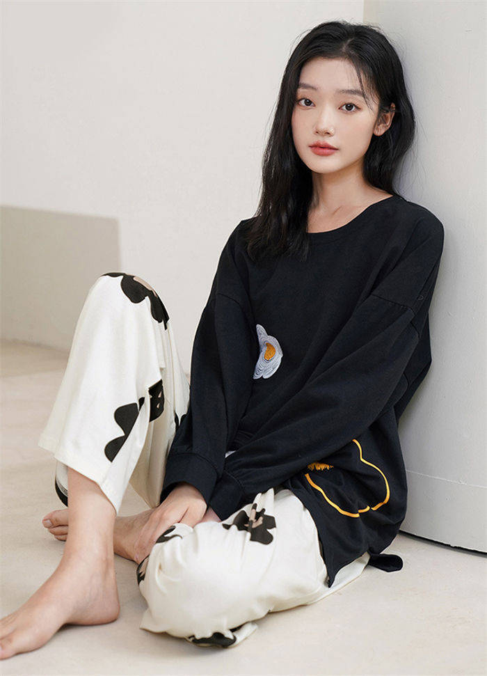 0000 A Black Flower Print Full Sleeves With Printed Trouser