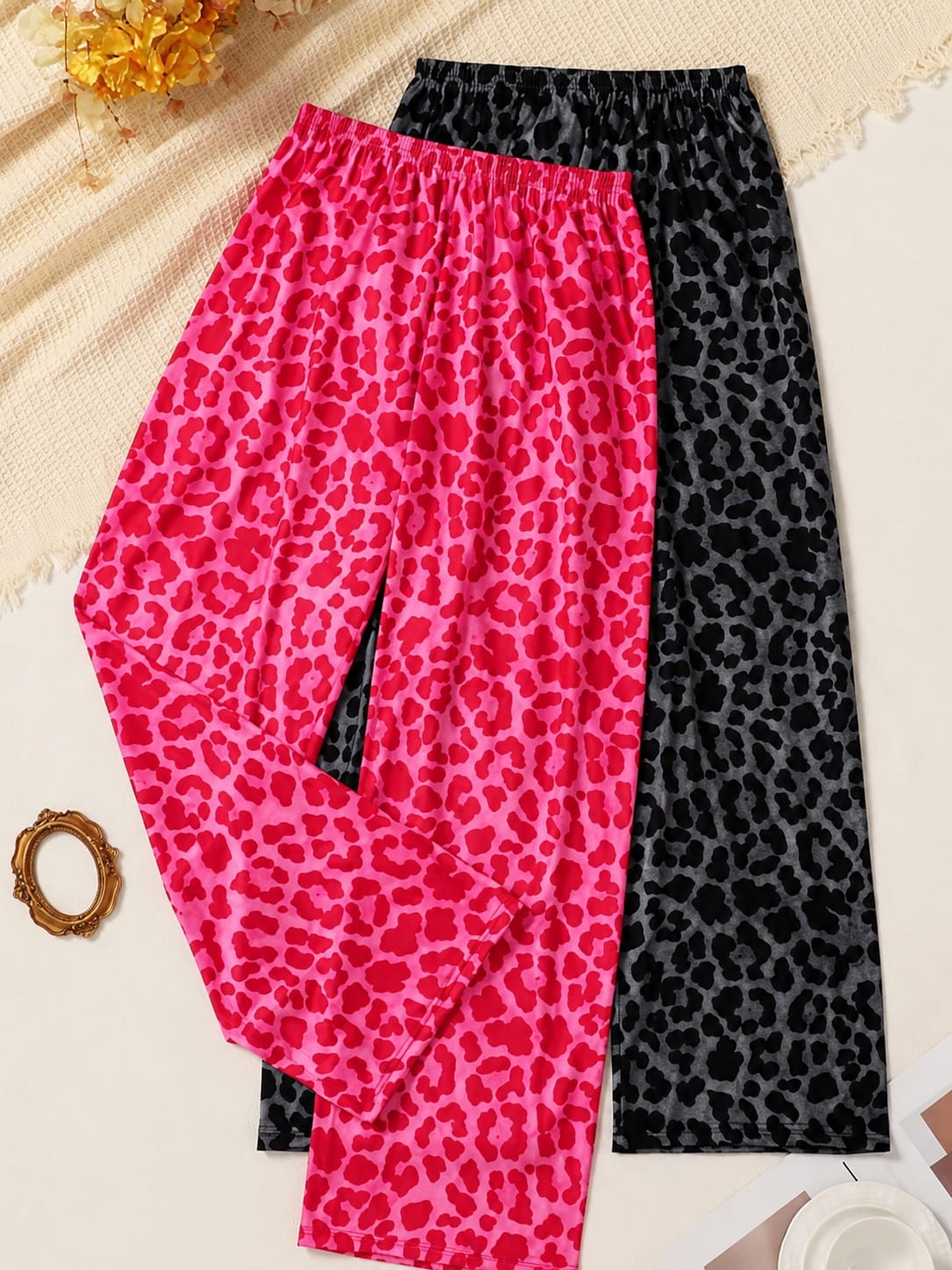 0000 Pack of 2 Pink and black Cheeta printed Plazzo for her