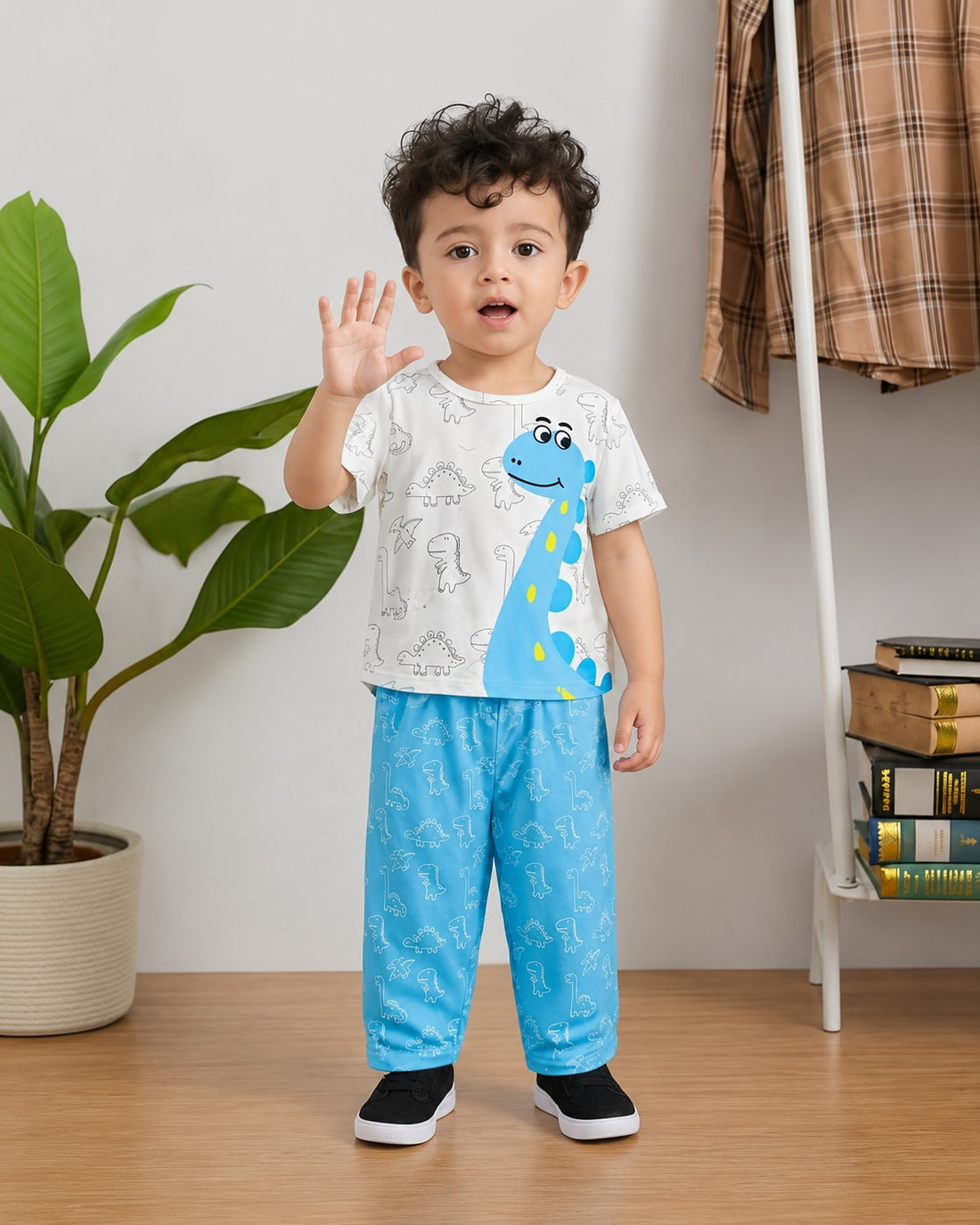 0000 Offwhite blue Dragon Printed Half Sleeves T-shirt with Dragon Printed Blue Pajama Kids Suits
