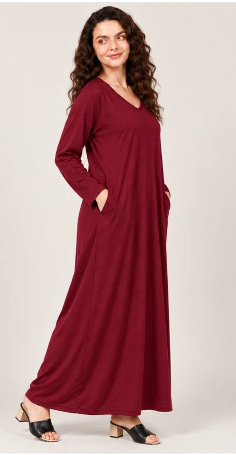 0000 Mahroon V-Neck Fluid Long Tees for Woman (Two sides Pockets)