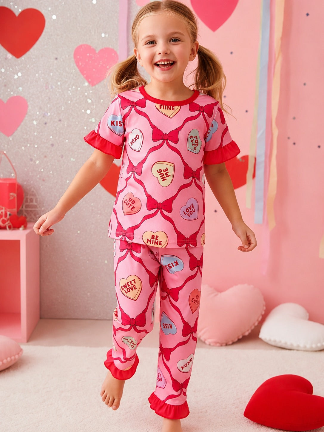 0000 Baby Pink hug me Bow Printed Half Sleeves T-shirt with Printed Pajama Kids Suits
