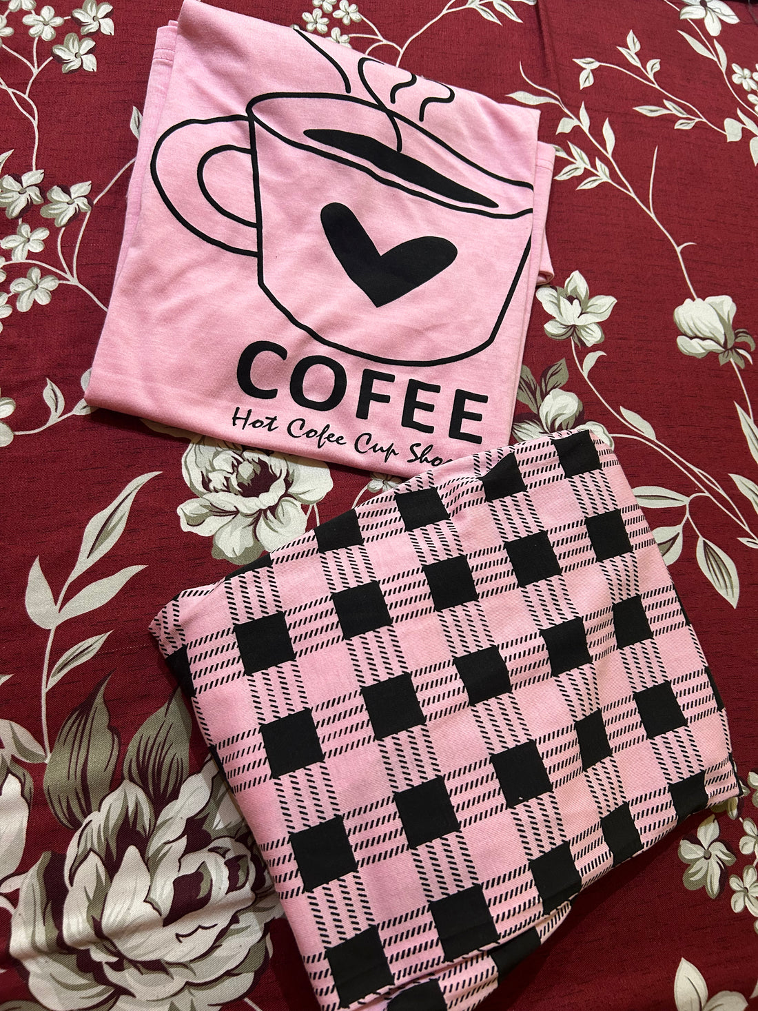 000000 BABYPINK COFFEE PRINTED HALF SLEEVES WITH CHECK PRINTED TROUSER