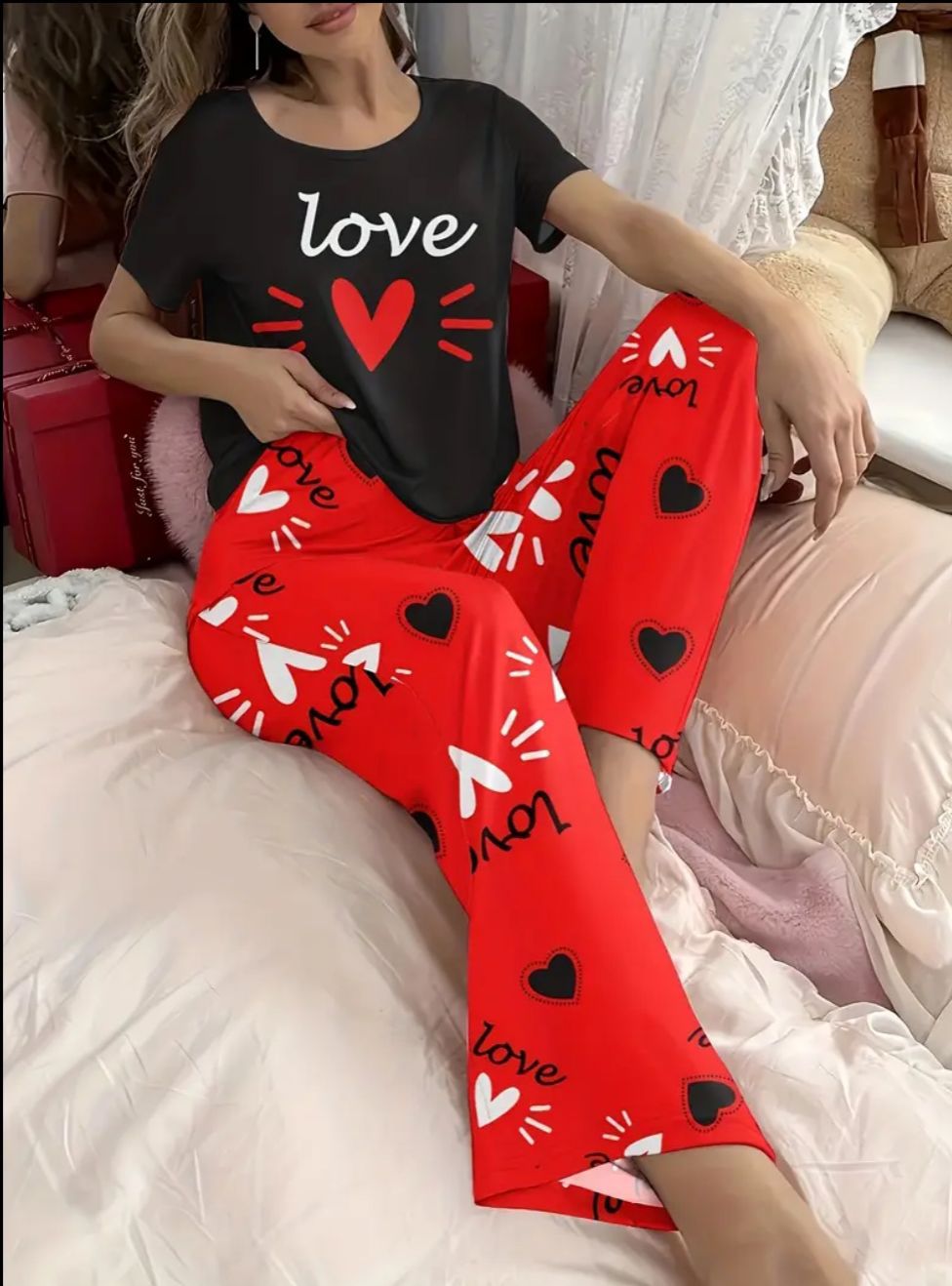 0001 Black Love heart Printed Half Sleeves T-shirt With Red Heart Printed Pajama Suit