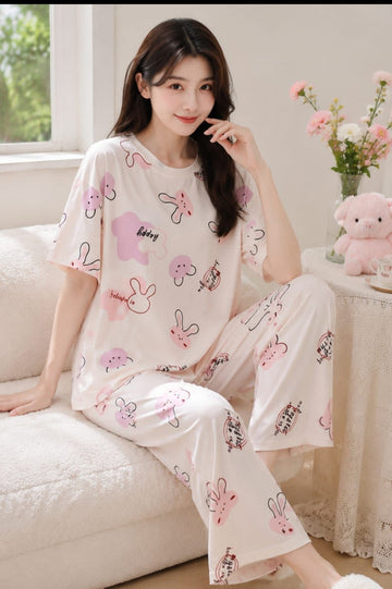 0000 Offwhite Multi Rabbit Printed Half Sleeves T-shirt With Multi Rabbit Printed Pajama Suit