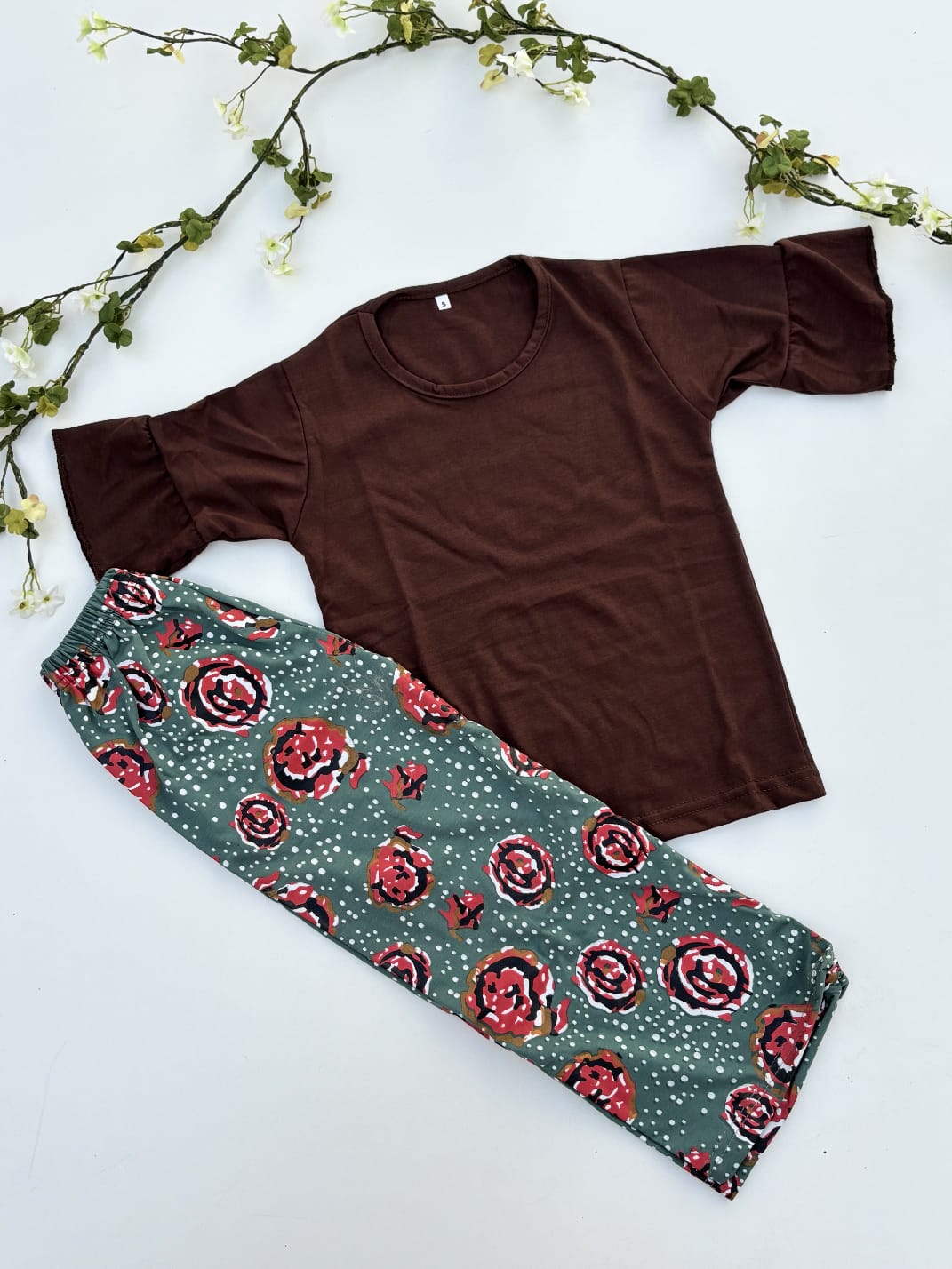 0000 Brown Plain Frill Half Sleeves T-shirt with Flower Printed Pajama Kids Suits