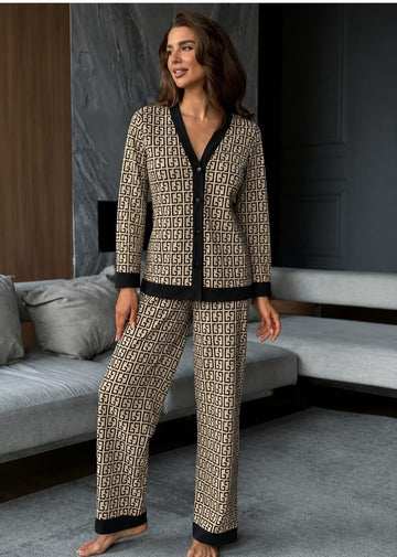 0000 Brown Signature Monogram Button Night Suit for Her