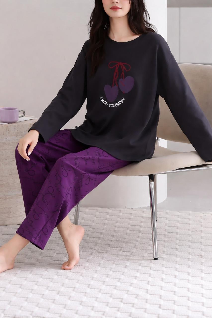 0000 Black Double Heart Printed Full Sleeves T-shirt With Purple Printed Pajama Suit